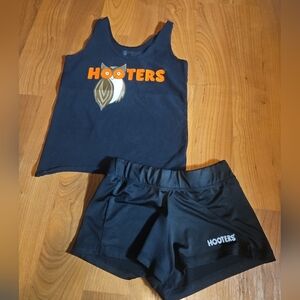 Hooters uniform set Top small and shorts xs